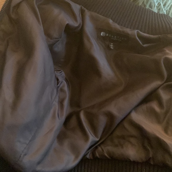 Kenneth Kole faux fur short jacket . Sz M. - Picture 7 of 7